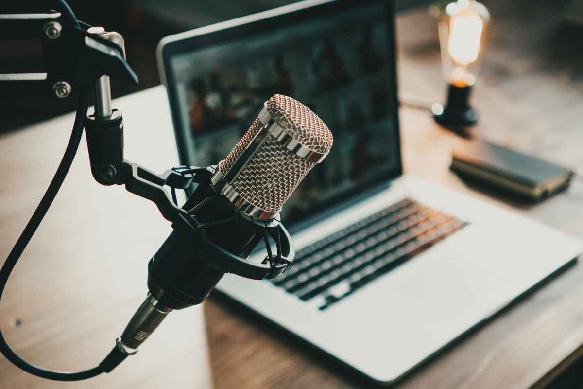 Oil and Gas Industry Podcasts to Follow in 2025 | Oil Gas Energy Magazine