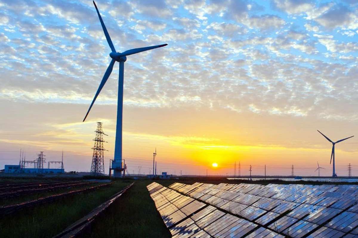 Renewable Energy Surpasses Coal in U.S. Power Generation