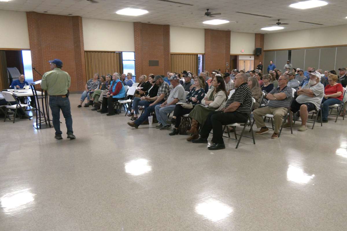 Residents Gather for Open House on Proposed Biogas Plant