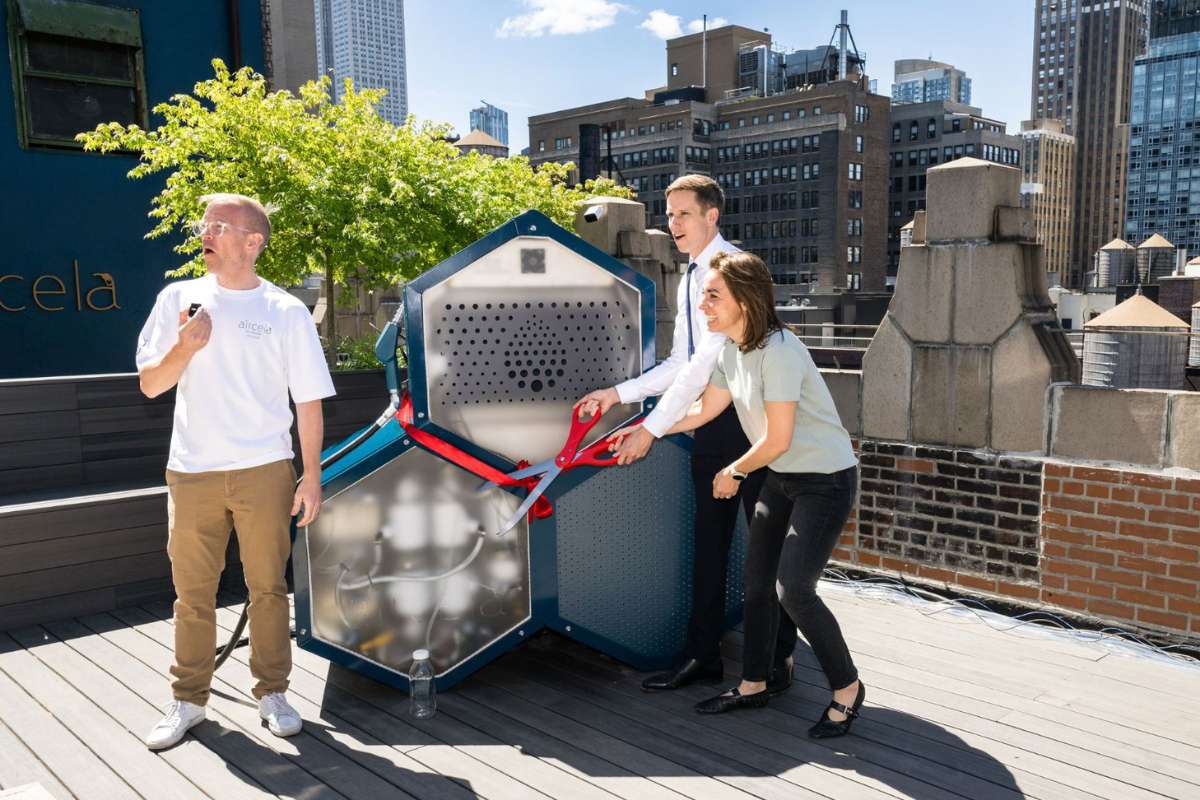 New Tech Turns Air Into Gasoline, Changing Energy Forever | Oil Gas Energy Magazine