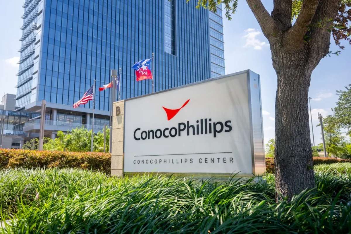 ConocoPhillips to Cut Up to 25% of Workforce Amid Oil Price Pressures