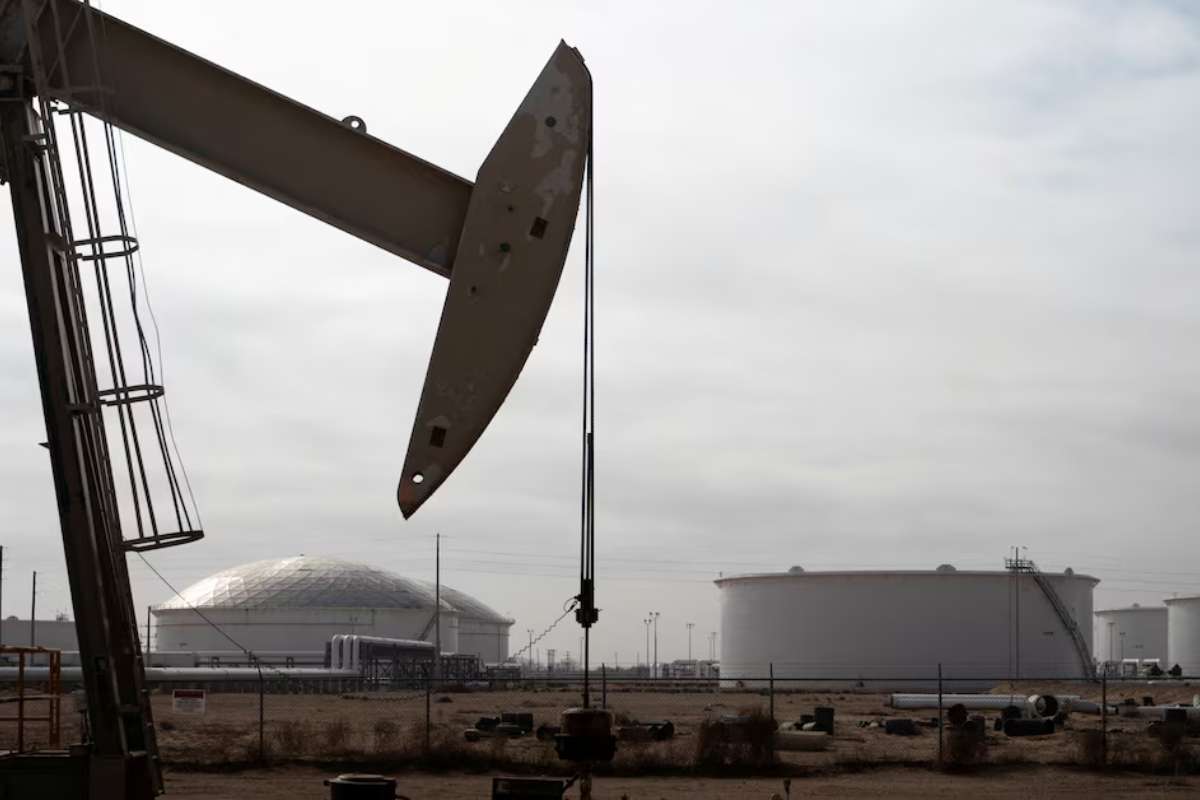 Oil Prices Slip on U.S. Crude Stockpile Build as OPEC+ Weighs Output Hike